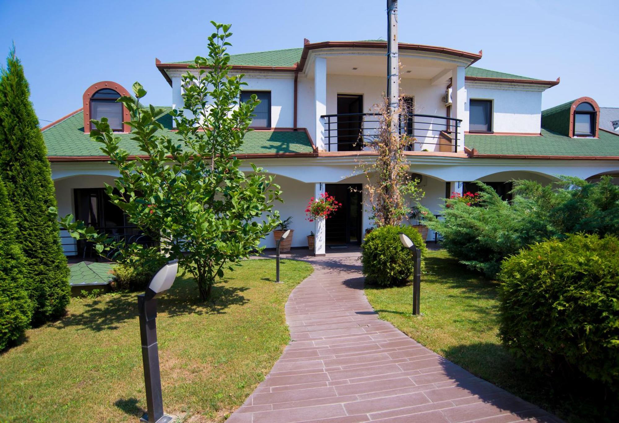 Guest House Panorama Aqualux With Free Parking Novi Sad Exterior photo
