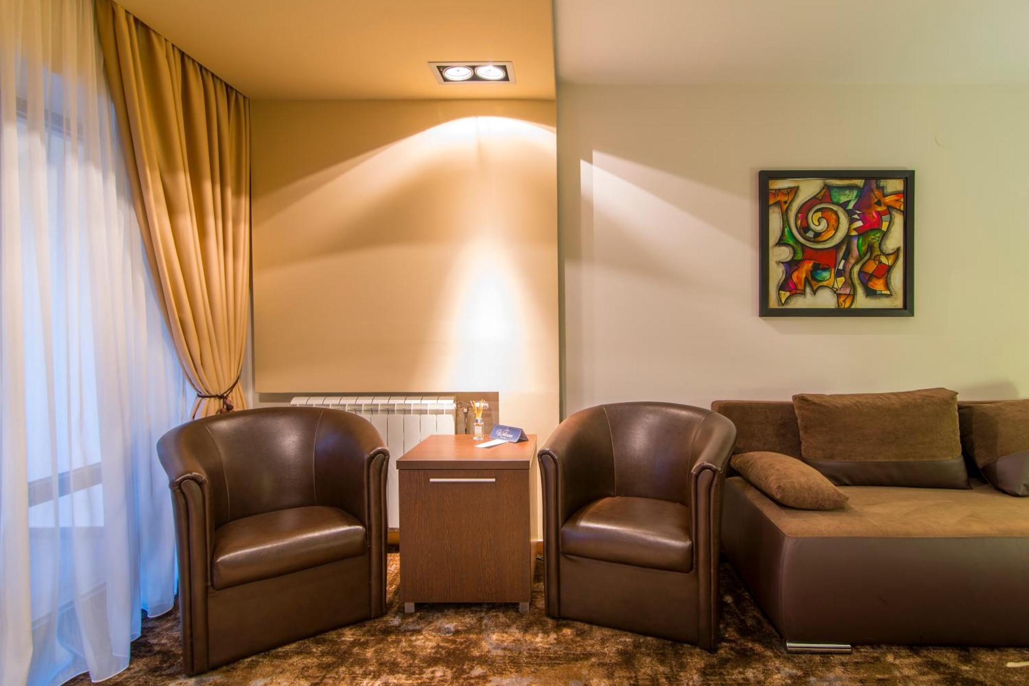 Guest House Panorama Aqualux With Free Parking Novi Sad Room photo