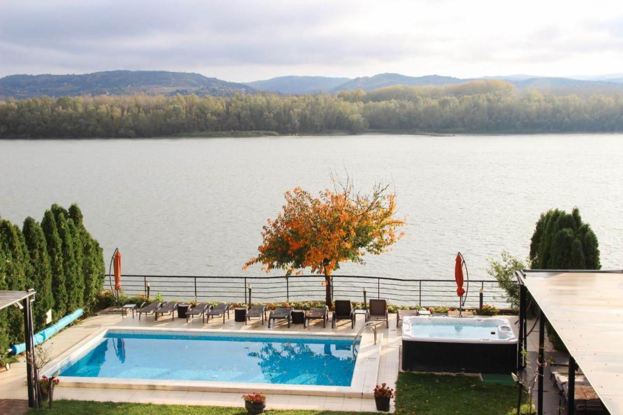 Guest House Panorama Aqualux With Free Parking Novi Sad Exterior photo